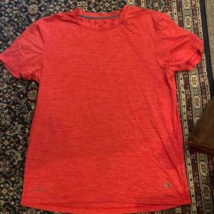 Medium red T-shirt